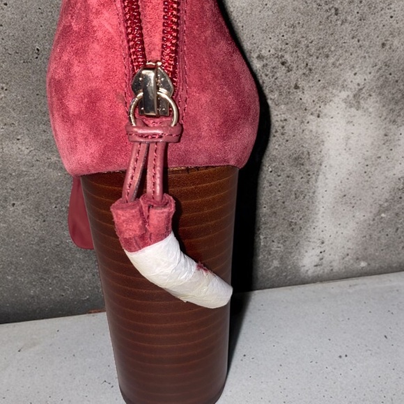 Womens Burgundy Suede Open-Toe Block Heels W/ Back Zipper - Size 10 - Picture 7 of 16